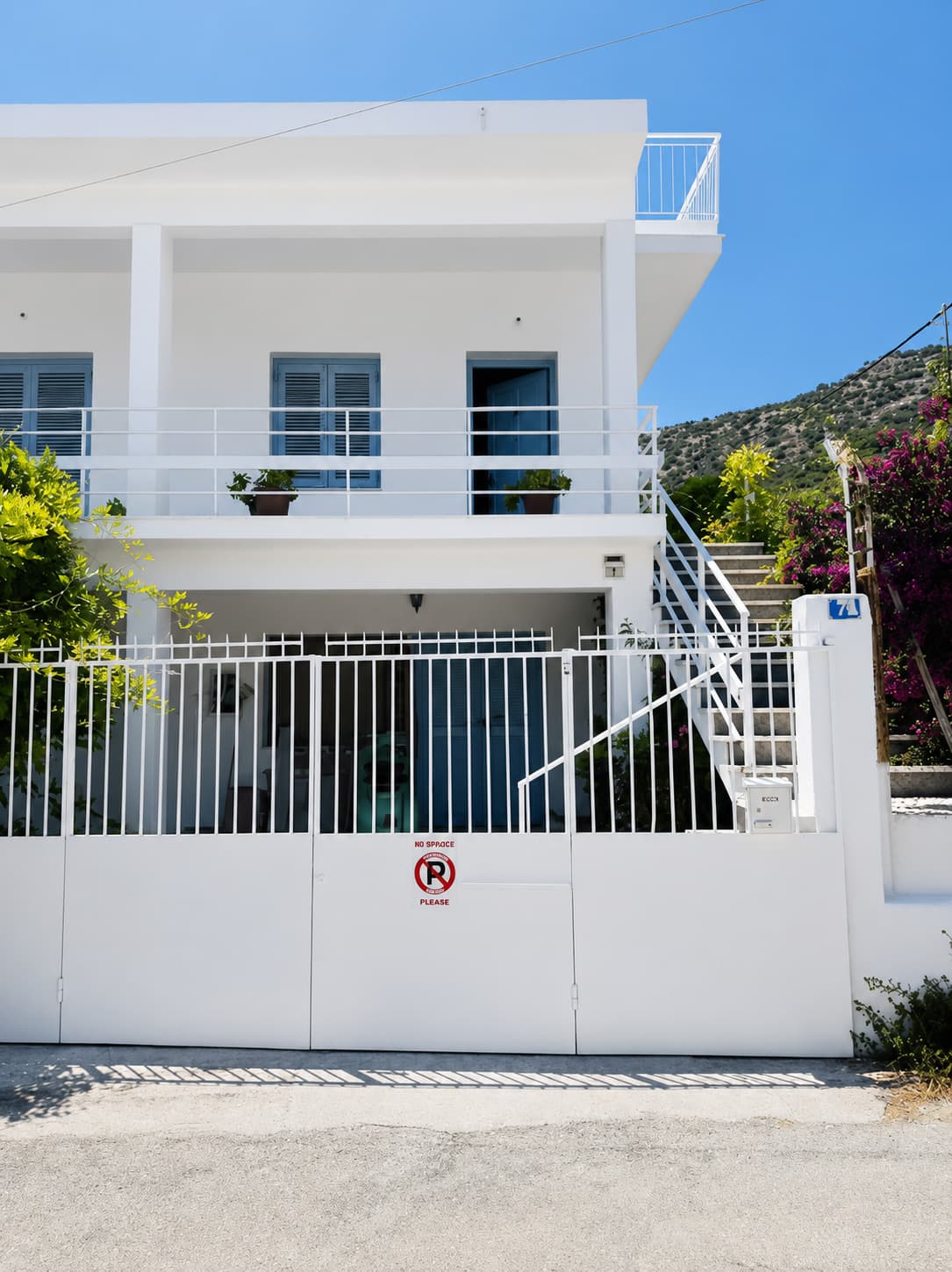 Tolon House Exterior